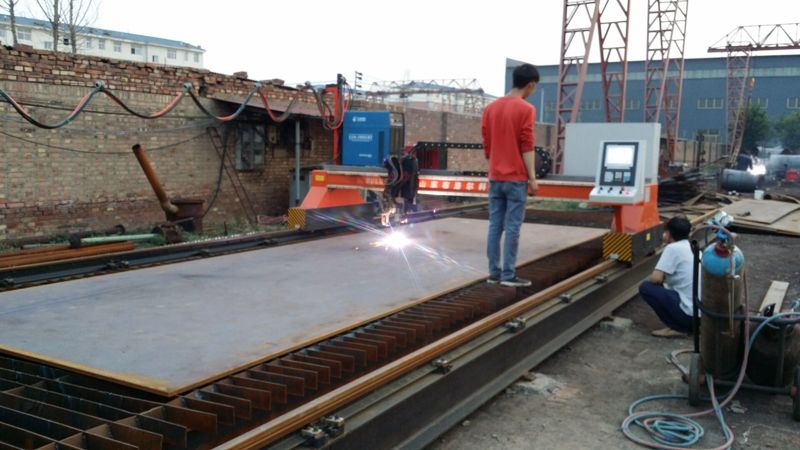 龍門式數(shù)控切割機安裝實例 龍門式數(shù)控切割機安裝實例