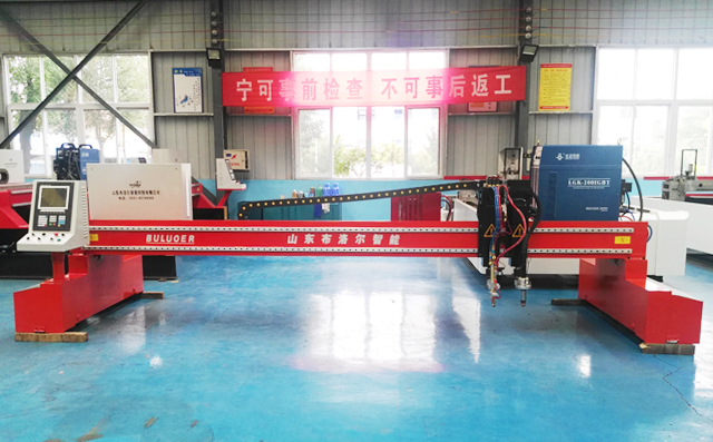 數(shù)控等離子切割機(jī)在鈑金加工行業(yè)的優(yōu)勢有哪些？