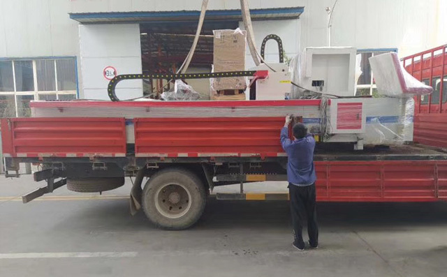 山東數(shù)控切割機廠家進行發(fā)貨 山東數(shù)控切割機廠家進行發(fā)貨