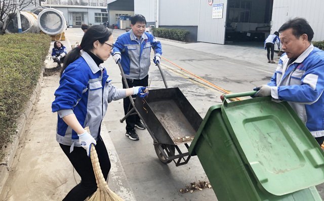 眾人一心，齊力合作