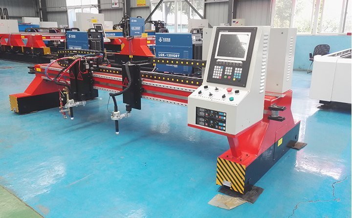 布洛爾數(shù)控等離子切割機(jī)